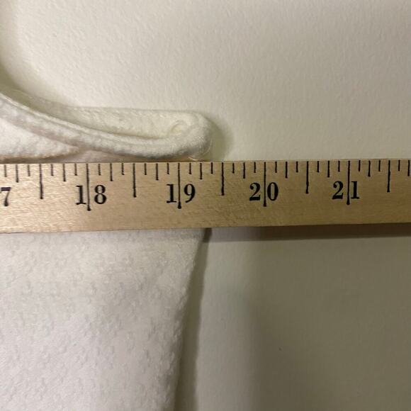 Madewell White Crop V Neck Sleevless Blouse Top Shirt Size Medium Boxy Dressy - Picture 9 of 12